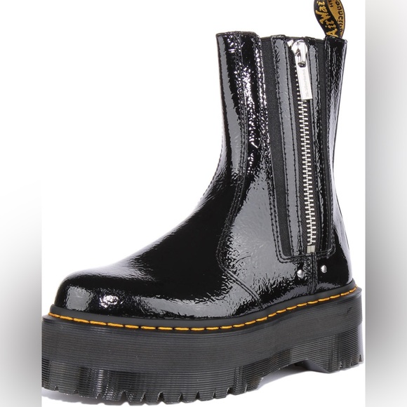 Dr.Martens Women’s 2976 Max Leather Platform Boots - Picture 4 of 7